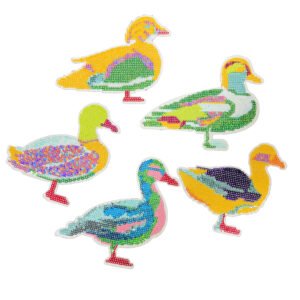 5-piece cartoon duck-shaped reversible sequin embroidered patch set; dense circular sequin coverage allows color shift between vibrant candy hues (yellow, green, blue, pink) and dark tones with a gentle finger swipe; finished with white merrowed edges for secure sequin retention, ideal for playful kidswear DIY projects on t-shirts, jeans, hats or backpacks.