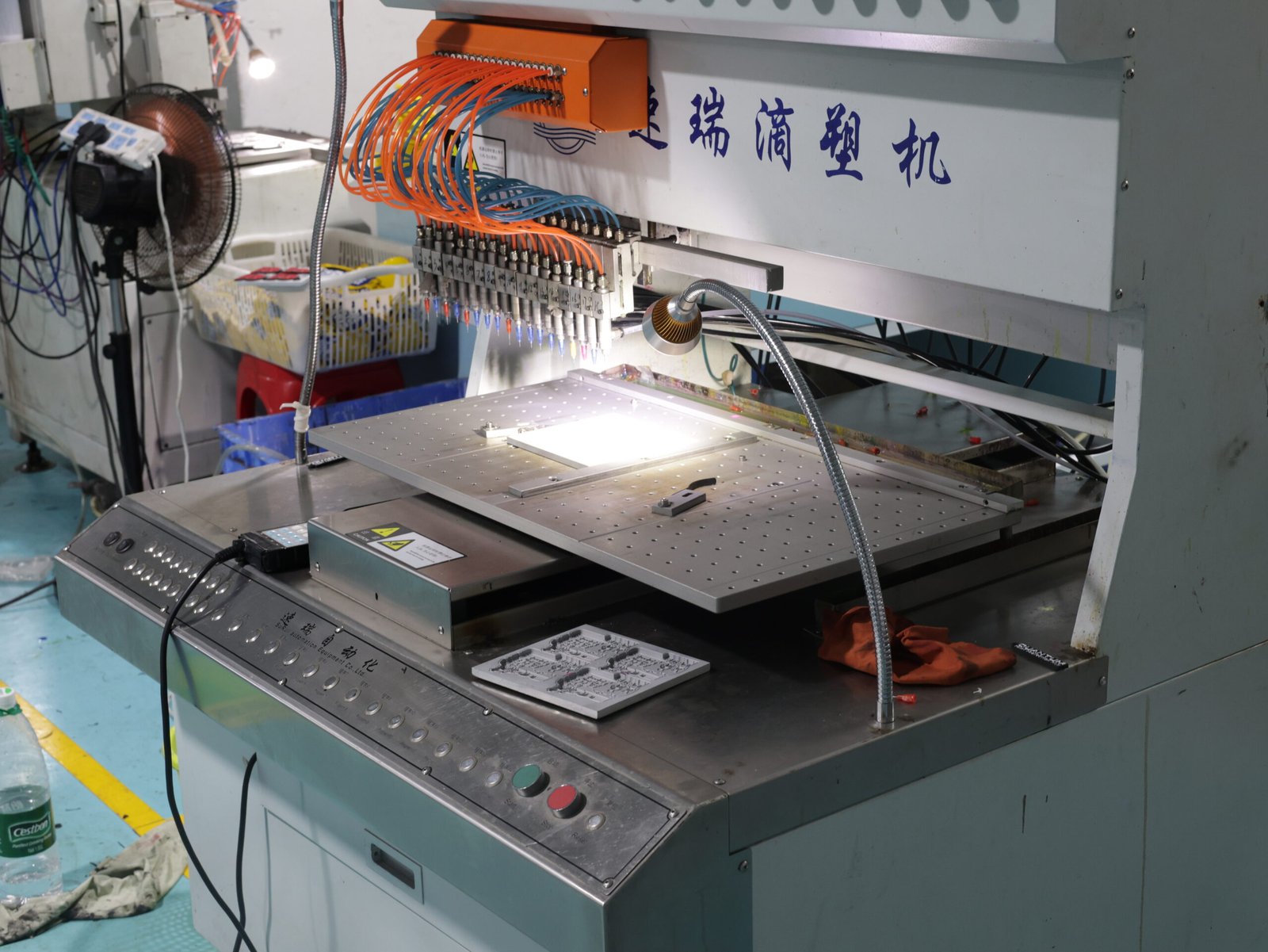 PVC dispensing machine in Heyang Craft factory